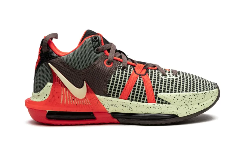 Nike Basketball LeBron Witness VII 'Alligator'
